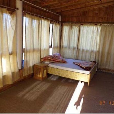 Veselka Resort Mukteshwar Exterior photo