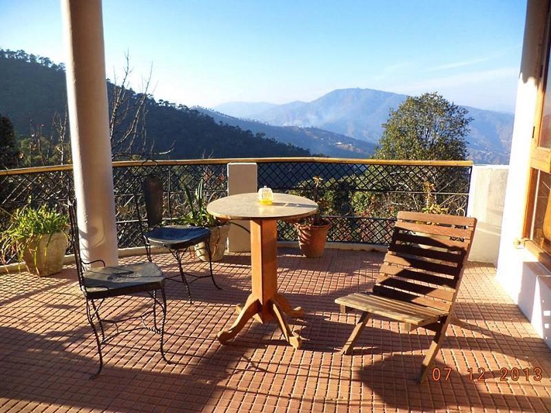 Veselka Resort Mukteshwar Exterior photo